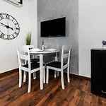 Deluxe Apartments A&A